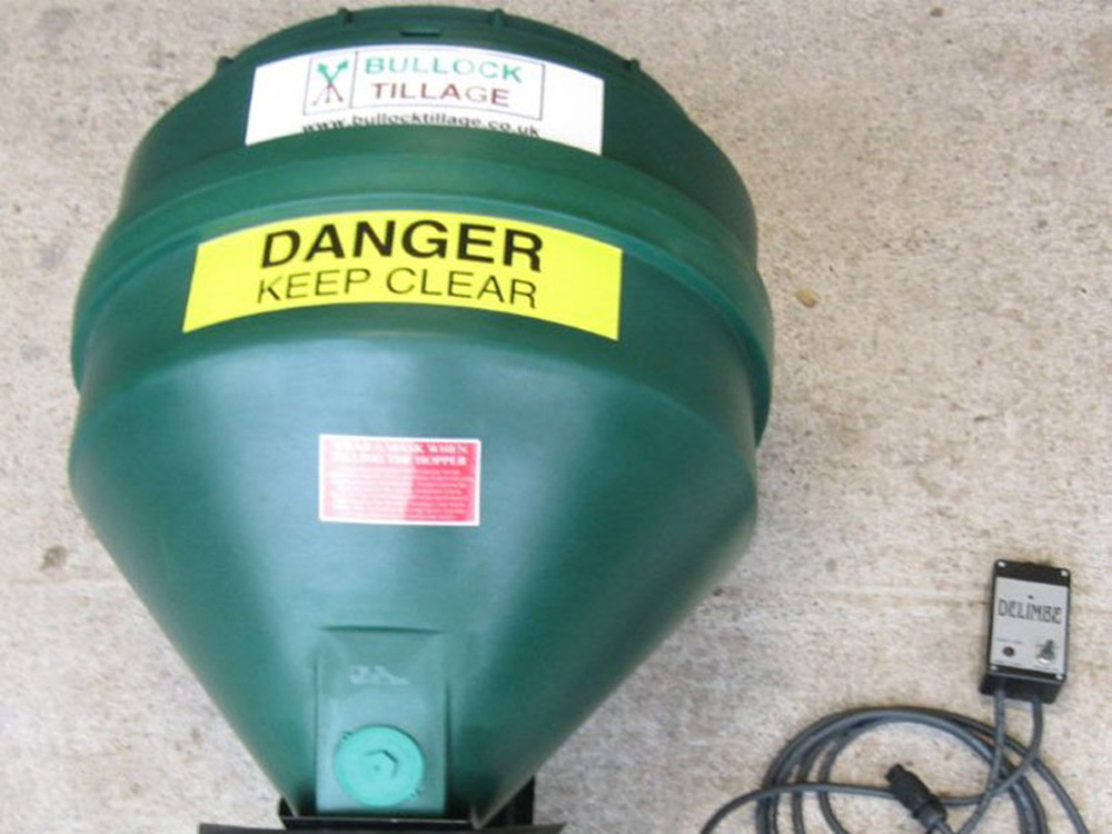 T14 Gravity Feed Applicator